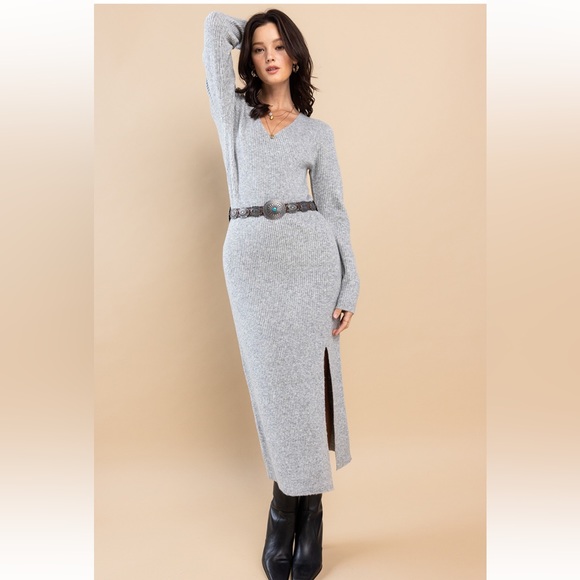 35 Fabulous Sweater Midi Dress With Side Slit - Picture 3 of 6